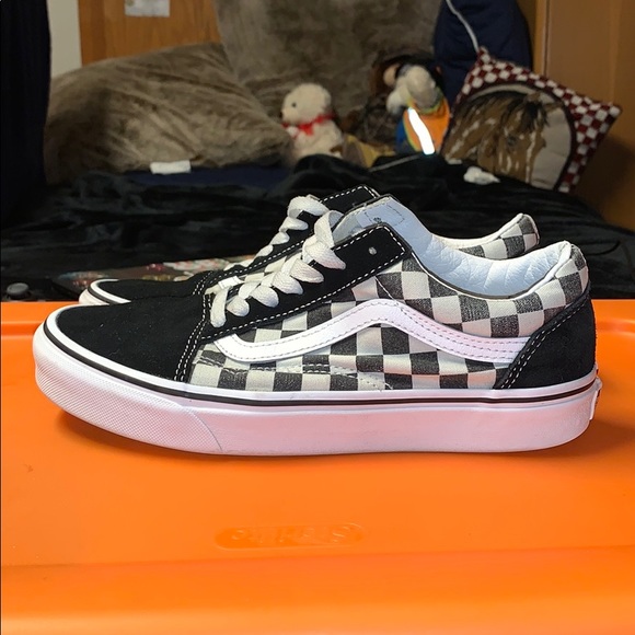 Vans - Picture 7 of 10